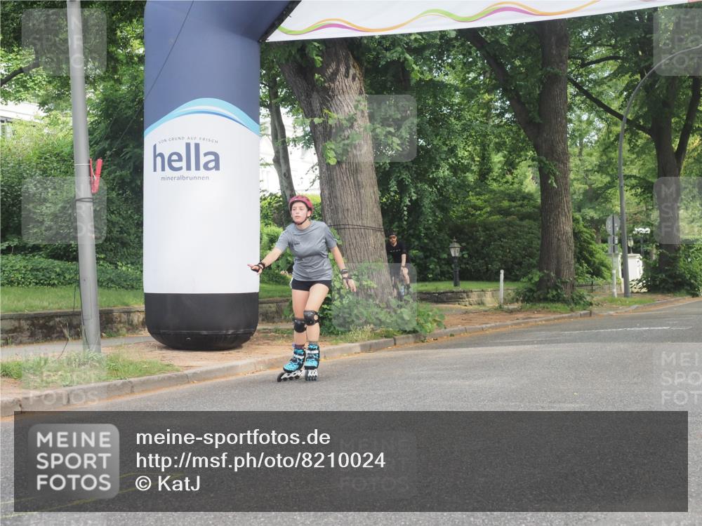 29.06.2025 - hella hamburg halbmarathon KatJ http://msf.ph/oto/8210024 29.06.2025 09:34:50 Zwischen KM18-KM19  meine-sportfotos.de