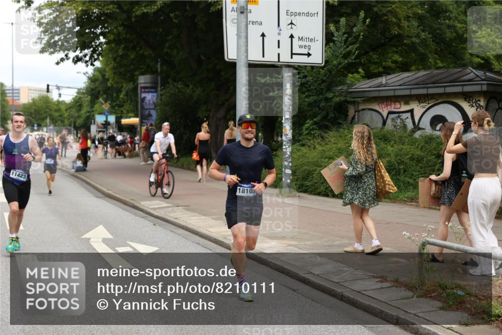 29.06.2025 - hella hamburg halbmarathon Yannick Fuchs http://msf.ph/oto/8210111 29.06.2025 10:32:23 20KM 1505, 2404, 3480, 3790, 5791, 7152, 7154, 9017, 9944, 10793, 10922, 11106, 11423, 12739, 12900, 13148, 13372, 13595, 13900, 15303, 15382, 15888, 16698, 17726, 18103, 18193, 18216, 18277, 18357, 18986 meine-sportfotos.de