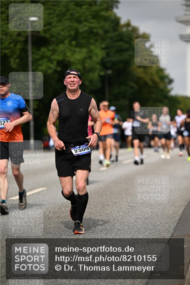 29.06.2025 - hella hamburg halbmarathon Dr. Thomas Lammeyer http://msf.ph/oto/8210155 29.06.2025 10:12:29 Kennedybrücke 1527, 2190, 2309, 4864, 5100, 5347, 6100, 6590, 6918, 7348, 7453, 9071, 9457, 9616, 9966 meine-sportfotos.de