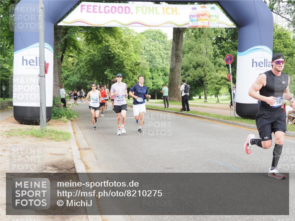 29.06.2025 - hella hamburg halbmarathon MichiJ http://msf.ph/oto/8210275 29.06.2025 10:22:58 Zwischen KM18-KM19 1053, 2243, 5193, 6305, 9345, 10865, 14310, 15902 meine-sportfotos.de