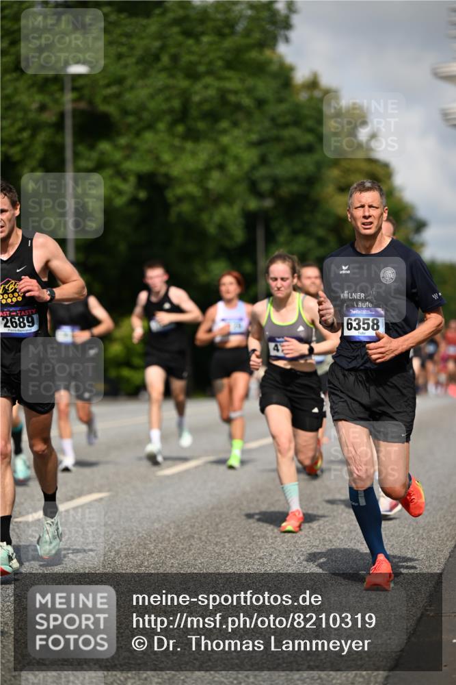 29.06.2025 - hella hamburg halbmarathon Dr. Thomas Lammeyer http://msf.ph/oto/8210319 29.06.2025 09:48:53 Kennedybrücke 57, 1686, 1707, 1990, 2689, 4050, 4129, 4679, 4698, 4749, 5187, 5826, 6358, 6878, 7481, 7723, 7880, 7965, 8190, 9634, 10017, 10876, 11120 meine-sportfotos.de