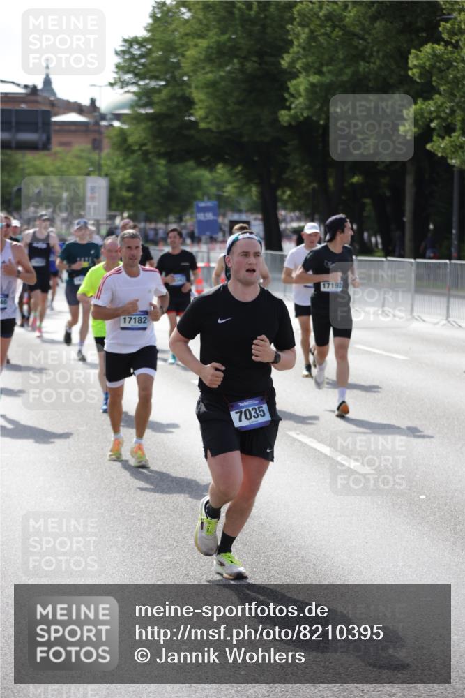 29.06.2025 - hella hamburg halbmarathon Jannik Wohlers http://msf.ph/oto/8210395 29.06.2025 09:49:05 Lombardsbrücke 2745, 2750, 2849, 2980, 3014, 3116, 3136, 4148, 4766, 5648, 6095, 6149, 7035, 7229, 9914, 11952, 12098, 14359, 14629, 14667, 14789, 15094, 15328, 15410, 15561, 15991, 16347, 16523, 16816, 16819, 17182, 17192, 17646, 17722, 18156, 18183, 18188, 18193, 18547 meine-sportfotos.de