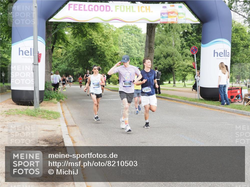 29.06.2025 - hella hamburg halbmarathon MichiJ http://msf.ph/oto/8210503 29.06.2025 10:23:00 Zwischen KM18-KM19 1053, 2243, 5193, 6305, 9376, 10865, 15902 meine-sportfotos.de