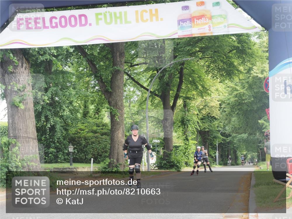 29.06.2025 - hella hamburg halbmarathon KatJ http://msf.ph/oto/8210663 29.06.2025 09:34:54 Zwischen KM18-KM19  meine-sportfotos.de
