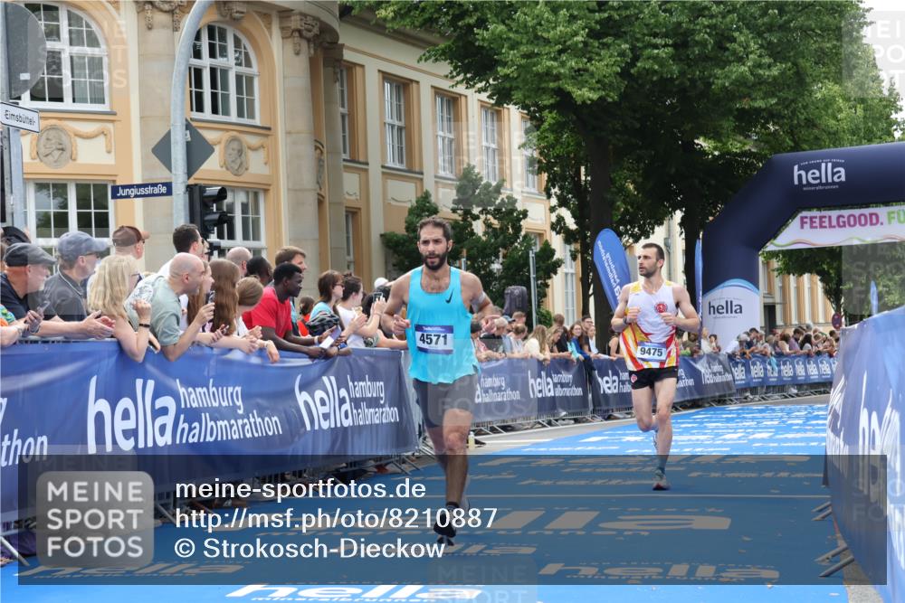 29.06.2025 - hella hamburg halbmarathon Strokosch-Dieckow http://msf.ph/oto/8210887 29.06.2025 10:22:24 Ziel 4571, 9475 meine-sportfotos.de