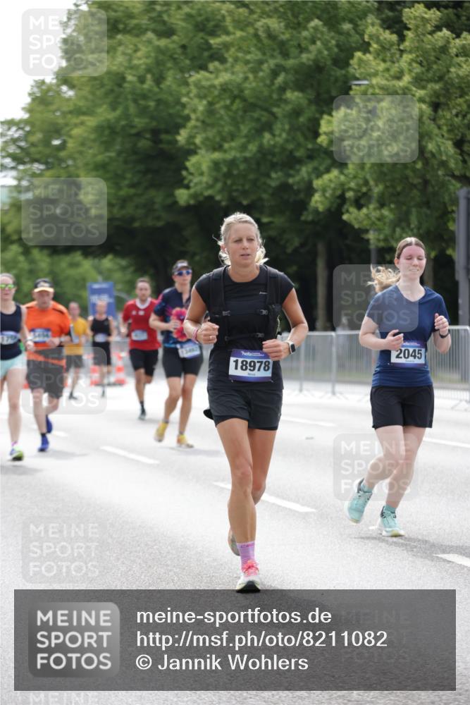 29.06.2025 - hella hamburg halbmarathon Jannik Wohlers http://msf.ph/oto/8211082 29.06.2025 10:26:31 Lombardsbrücke 1793, 1973, 2045, 4358, 4507, 4509, 5494, 6625, 6637, 7069, 8056, 10465, 11110, 11740, 12071, 13462, 15027, 15878, 16479, 18516, 18962, 18978 meine-sportfotos.de