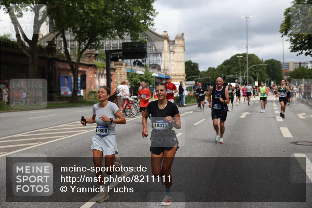 29.06.2025 - hella hamburg halbmarathon Yannick Fuchs http://msf.ph/oto/8211111 29.06.2025 10:45:13 20KM 1335, 1366, 2411, 2540, 2636, 2880, 2946, 4077, 4816, 5018, 5336, 5600, 5820, 7134, 7369, 7943, 8205, 8261, 8508, 8930, 8989, 9214, 9959, 10057, 10215, 10508, 10603, 10667, 10691, 11124, 11214, 11422, 11512, 11625, 11733, 12016, 12778, 12949, 13073, 13808, 14125, 14458, 15480, 15720, 15871, 16285, 16291, 16907, 17129, 17823, 18182, 18413, 19007, 19053 meine-sportfotos.de