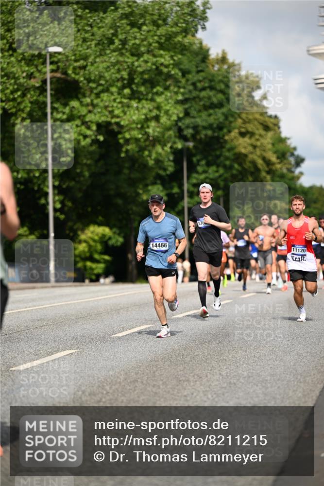 29.06.2025 - hella hamburg halbmarathon Dr. Thomas Lammeyer http://msf.ph/oto/8211215 29.06.2025 09:48:58 Kennedybrücke 57, 1686, 1707, 1990, 2689, 4129, 4679, 4698, 4749, 5187, 5550, 6358, 6878, 7186, 7481, 7880, 7965, 8190, 9634, 10017, 10484, 10876, 11120 meine-sportfotos.de