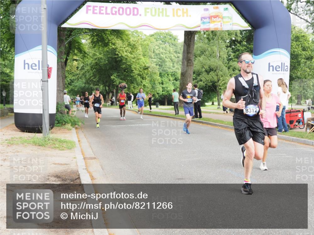 29.06.2025 - hella hamburg halbmarathon MichiJ http://msf.ph/oto/8211266 29.06.2025 10:23:05 Zwischen KM18-KM19 1080, 6305, 7534, 8312, 9376, 11227, 18906 meine-sportfotos.de