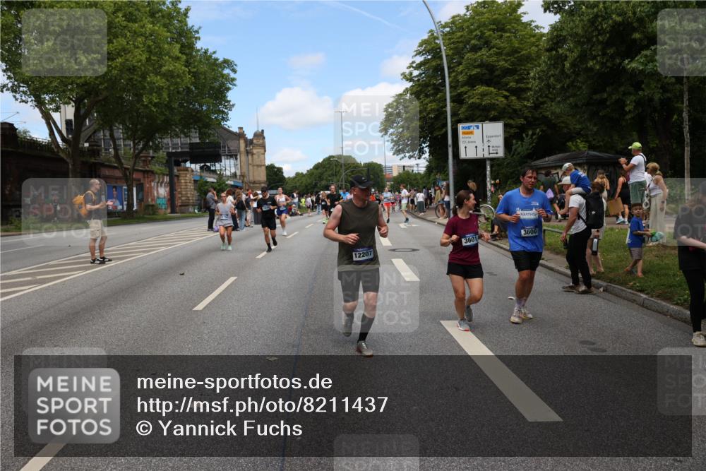 29.06.2025 - hella hamburg halbmarathon Yannick Fuchs http://msf.ph/oto/8211437 29.06.2025 11:23:12 20KM 1025, 1890, 2342, 3029, 3050, 3600, 3601, 3753, 4314, 4378, 4580, 5406, 5437, 5561, 5658, 5941, 5965, 6103, 6787, 8855, 9780, 10826, 10921, 11168, 11178, 11245, 12326, 12505, 12758, 13045, 13464, 13842, 14349, 14610, 14611, 14649, 14657, 16115, 16659, 17696, 19156, 19213 meine-sportfotos.de