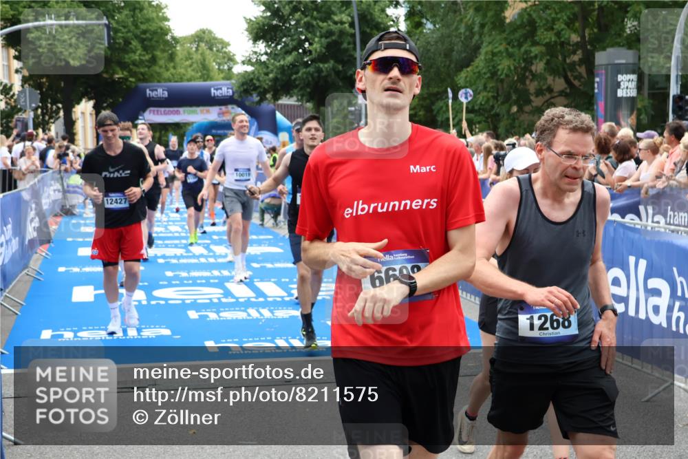 29.06.2025 - hella hamburg halbmarathon Zöllner http://msf.ph/oto/8211575 29.06.2025 11:21:16 Ziel 1028, 1069, 1403, 2923, 4358, 4585, 6475, 7345, 8113, 8215, 9100, 9624, 10019, 11425, 12025, 12100, 12265, 12427, 13114, 13881, 14597, 14980, 16106, 16951, 16952, 17613, 18629, 19220 meine-sportfotos.de