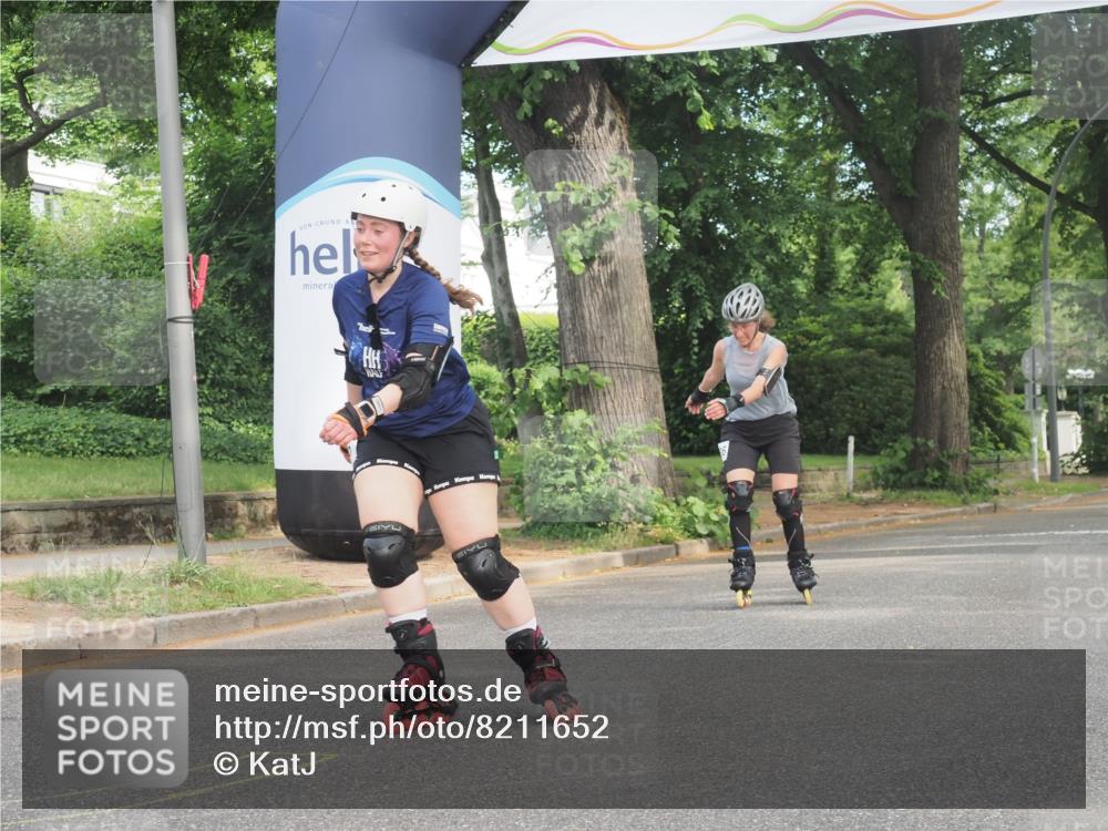 29.06.2025 - hella hamburg halbmarathon KatJ http://msf.ph/oto/8211652 29.06.2025 09:35:00 Zwischen KM18-KM19  meine-sportfotos.de