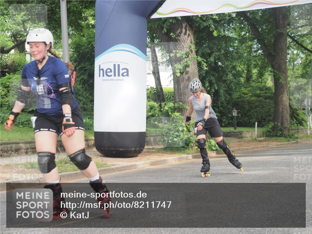 29.06.2025 - hella hamburg halbmarathon KatJ http://msf.ph/oto/8211747 29.06.2025 09:35:00 Zwischen KM18-KM19  meine-sportfotos.de