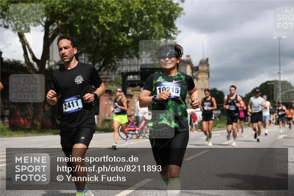 29.06.2025 - hella hamburg halbmarathon Yannick Fuchs http://msf.ph/oto/8211893 29.06.2025 10:45:20 20KM 1335, 1366, 2411, 2540, 2636, 2823, 2946, 4297, 4404, 4967, 5087, 5336, 5600, 5820, 7224, 7369, 7943, 8261, 8508, 8930, 8989, 9214, 9476, 9959, 10057, 10215, 10508, 10603, 10667, 10691, 10868, 11124, 11422, 11512, 11625, 11733, 12778, 13073, 13403, 14458, 15426, 15480, 15871, 15899, 16666, 16907, 17530, 17823, 18413, 18820, 19007, 19053 meine-sportfotos.de