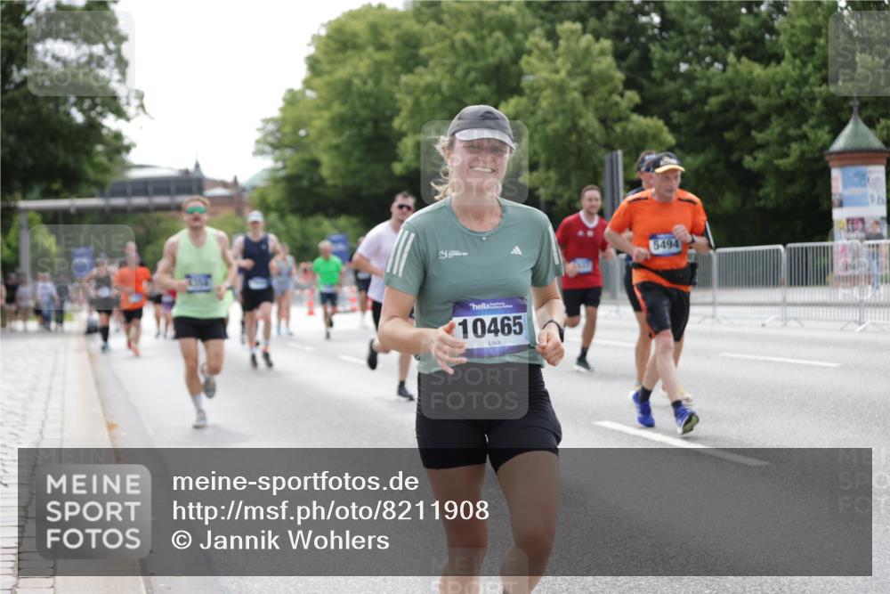 29.06.2025 - hella hamburg halbmarathon Jannik Wohlers http://msf.ph/oto/8211908 29.06.2025 10:26:35 Lombardsbrücke 1530, 1793, 1973, 2045, 2306, 4358, 5494, 5495, 5707, 6637, 7069, 7234, 7314, 8056, 9349, 10465, 11110, 11740, 12071, 13462, 14020, 14021, 15108, 16479, 17049, 17445, 18962, 18976, 18978 meine-sportfotos.de