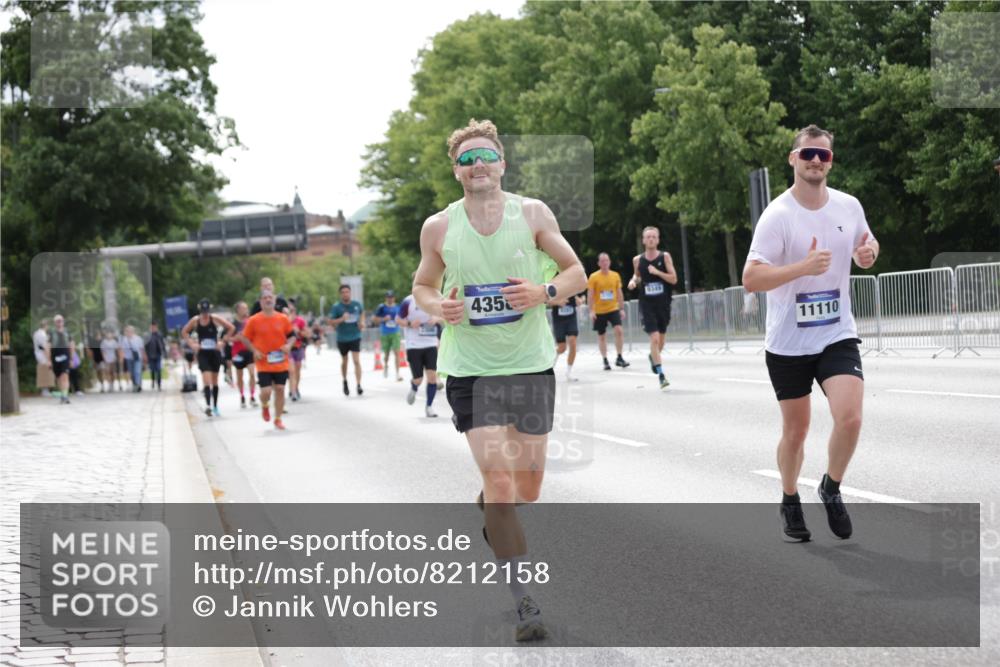 29.06.2025 - hella hamburg halbmarathon Jannik Wohlers http://msf.ph/oto/8212158 29.06.2025 10:26:37 Lombardsbrücke 1530, 1793, 1973, 2045, 2306, 4358, 5494, 5495, 5707, 6637, 7069, 7234, 7314, 8056, 8281, 9349, 10465, 11110, 13462, 14020, 14021, 15108, 16479, 17049, 17445, 18962, 18976, 18978 meine-sportfotos.de