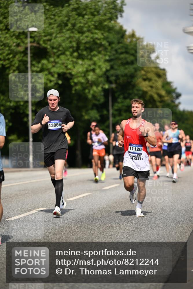 29.06.2025 - hella hamburg halbmarathon Dr. Thomas Lammeyer http://msf.ph/oto/8212244 29.06.2025 09:49:00 Kennedybrücke 57, 1686, 1707, 1894, 2689, 4129, 4679, 4698, 4749, 5187, 5550, 6358, 6878, 7186, 7481, 7880, 7965, 8062, 8190, 10017, 10484, 10876, 11120 meine-sportfotos.de