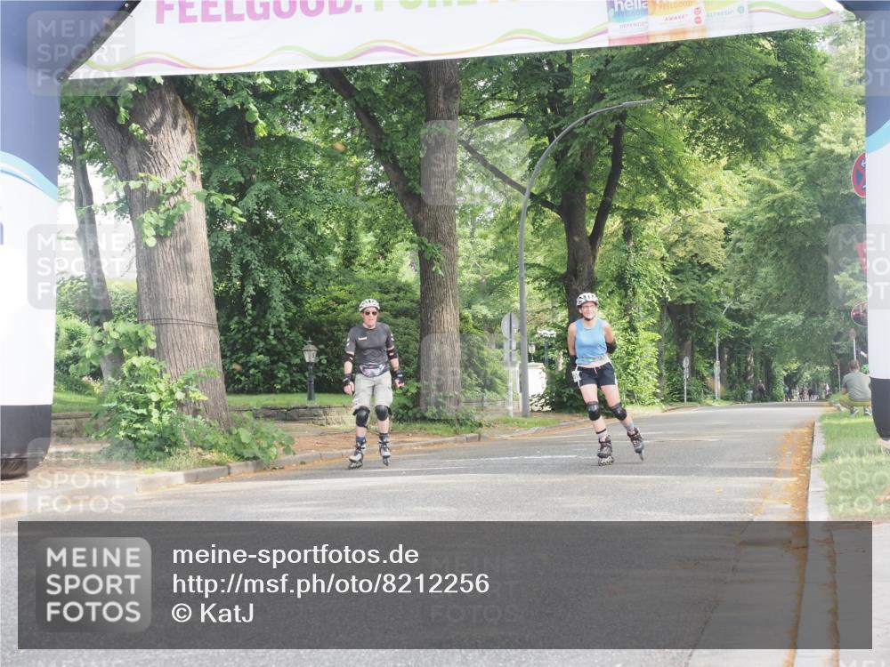 29.06.2025 - hella hamburg halbmarathon KatJ http://msf.ph/oto/8212256 29.06.2025 09:35:12 Zwischen KM18-KM19  meine-sportfotos.de