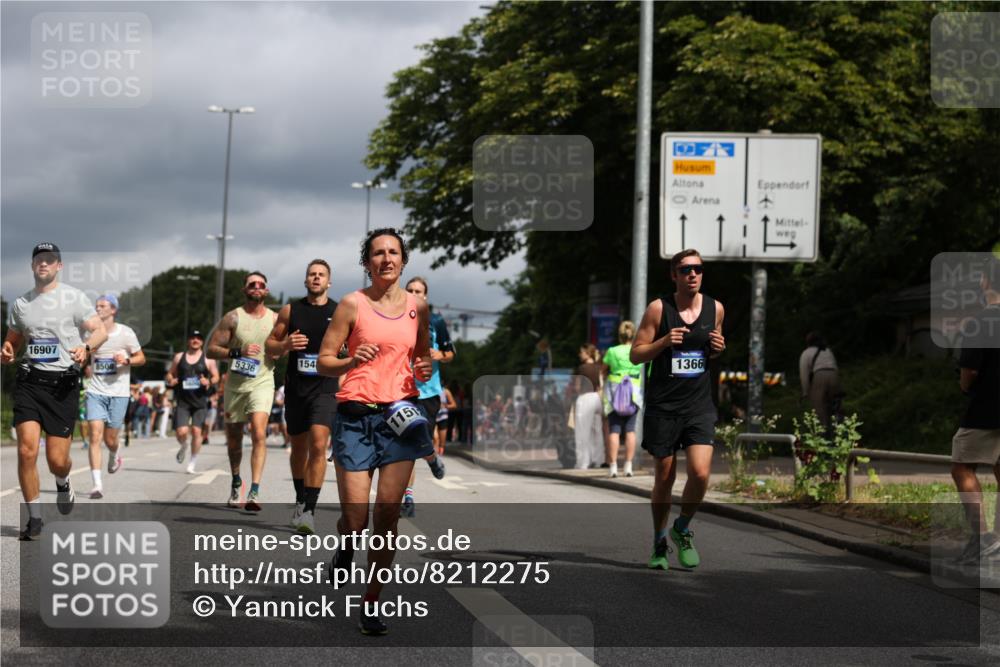 29.06.2025 - hella hamburg halbmarathon Yannick Fuchs http://msf.ph/oto/8212275 29.06.2025 10:45:22 20KM 1335, 1366, 2411, 2540, 2636, 2823, 2946, 4297, 4404, 4967, 5087, 5336, 5600, 5820, 7224, 7369, 7943, 8261, 8508, 8930, 8989, 9214, 9476, 9793, 9959, 10057, 10215, 10508, 10603, 10667, 10691, 10868, 11124, 11422, 11512, 11625, 11733, 12450, 12778, 13073, 13403, 13799, 14012, 14248, 14458, 15426, 15480, 15871, 15899, 16666, 16907, 17530, 17823, 18820, 19007, 19020, 19053 meine-sportfotos.de