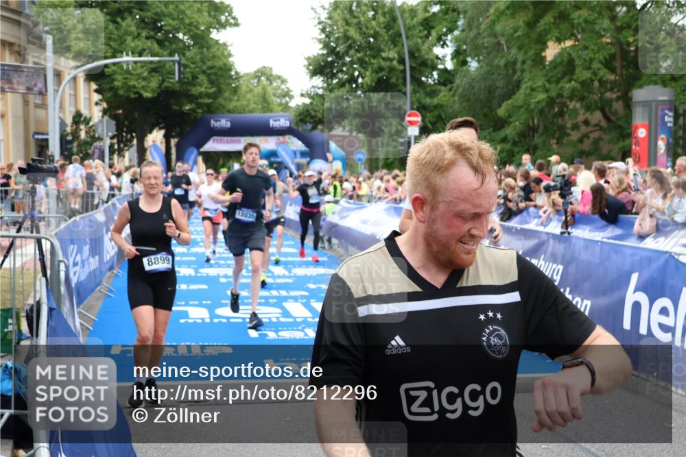 29.06.2025 - hella hamburg halbmarathon Zöllner http://msf.ph/oto/8212296 29.06.2025 10:50:31 Ziel 3414, 4127, 4247, 5447, 6795, 8153, 8899, 11455, 12035, 12624, 14626, 17319, 18394 meine-sportfotos.de