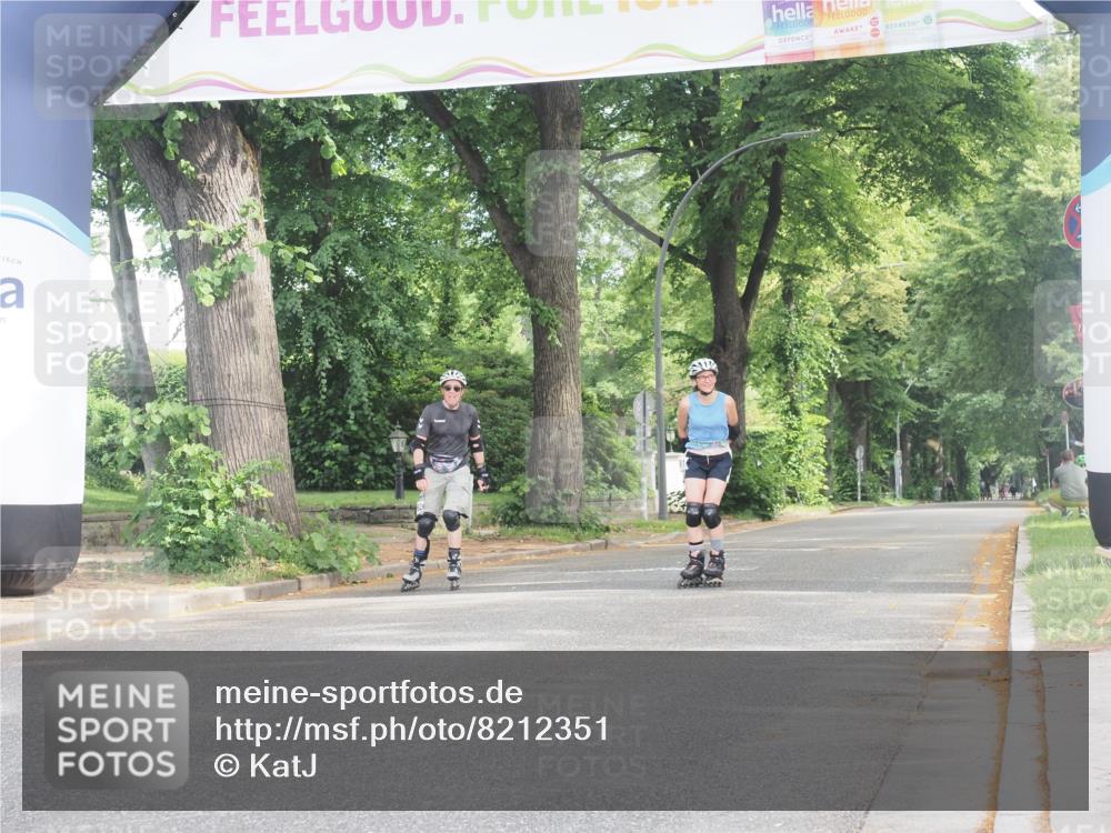 29.06.2025 - hella hamburg halbmarathon KatJ http://msf.ph/oto/8212351 29.06.2025 09:35:12 Zwischen KM18-KM19  meine-sportfotos.de