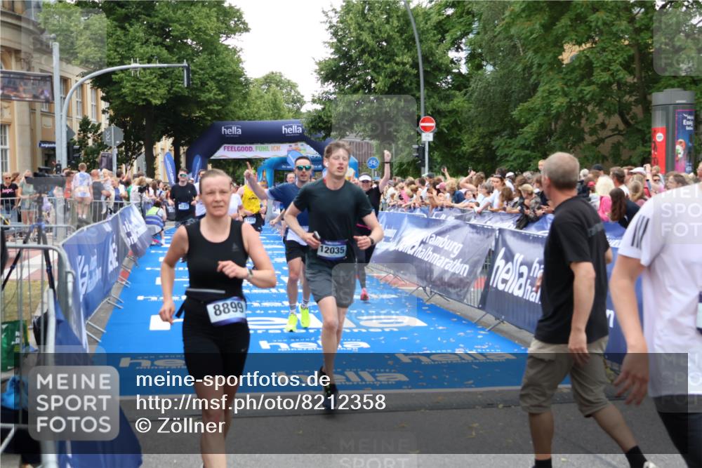 29.06.2025 - hella hamburg halbmarathon Zöllner http://msf.ph/oto/8212358 29.06.2025 10:50:32 Ziel 3414, 4127, 5447, 6282, 6795, 7397, 8153, 11455, 12035, 12624, 13812, 14626, 16806, 17247, 17319, 18394 meine-sportfotos.de