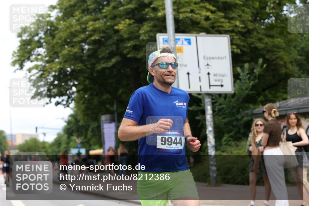 29.06.2025 - hella hamburg halbmarathon Yannick Fuchs http://msf.ph/oto/8212386 29.06.2025 10:32:30 20KM 1505, 2404, 3480, 3790, 5791, 7152, 7154, 7743, 8571, 9017, 9171, 9643, 9944, 10793, 10922, 11106, 11423, 11952, 13148, 13595, 13900, 14274, 15303, 15382, 15888, 16698, 17726, 18103, 18193, 18276, 18277, 18723 meine-sportfotos.de