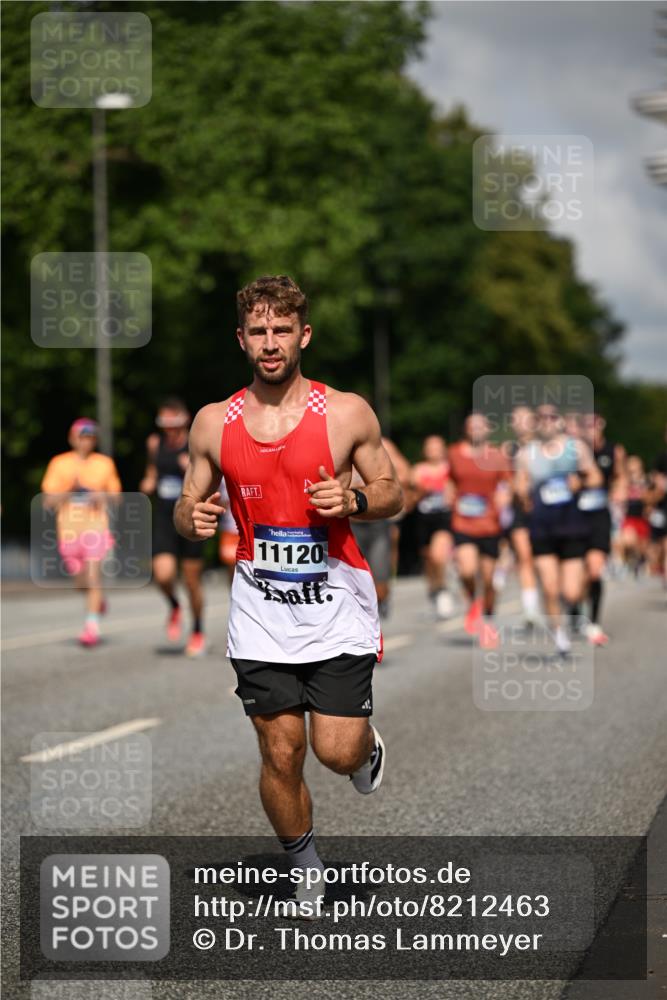 29.06.2025 - hella hamburg halbmarathon Dr. Thomas Lammeyer http://msf.ph/oto/8212463 29.06.2025 09:49:02 Kennedybrücke 57, 1686, 1707, 1894, 2689, 4129, 4463, 4679, 4698, 4749, 5187, 5550, 6358, 6878, 7186, 7481, 7880, 7965, 8062, 8190, 10017, 10484, 10876, 11120 meine-sportfotos.de