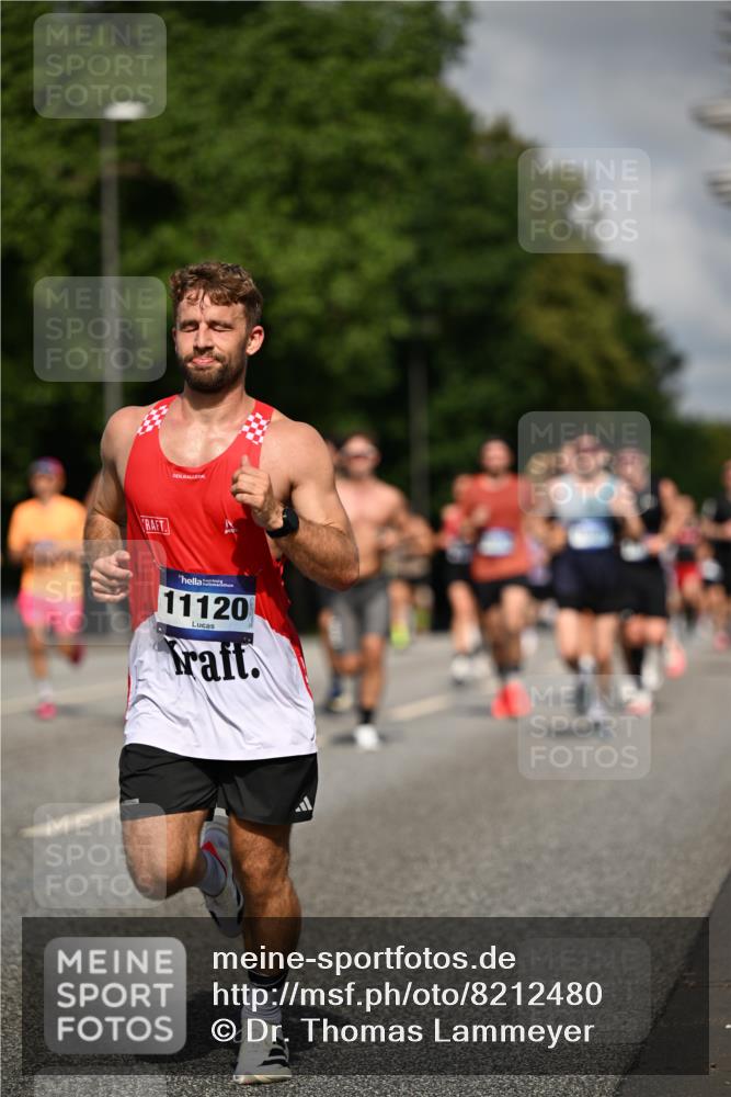 29.06.2025 - hella hamburg halbmarathon Dr. Thomas Lammeyer http://msf.ph/oto/8212480 29.06.2025 09:49:03 Kennedybrücke 57, 1686, 1707, 1894, 2689, 4129, 4463, 4679, 4749, 5187, 5550, 6358, 6878, 7186, 7481, 7880, 7965, 8062, 8190, 10017, 10484, 10876, 11120 meine-sportfotos.de