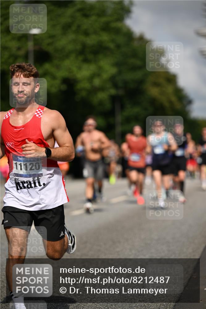 29.06.2025 - hella hamburg halbmarathon Dr. Thomas Lammeyer http://msf.ph/oto/8212487 29.06.2025 09:49:03 Kennedybrücke 57, 1686, 1707, 1894, 2689, 4129, 4463, 4679, 4749, 5187, 5550, 6358, 6878, 7186, 7481, 7880, 7965, 8062, 8190, 10017, 10484, 10876, 11120 meine-sportfotos.de
