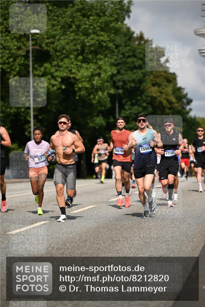 29.06.2025 - hella hamburg halbmarathon Dr. Thomas Lammeyer http://msf.ph/oto/8212820 29.06.2025 09:49:04 Kennedybrücke 57, 1686, 1707, 1894, 2689, 4129, 4463, 4679, 4749, 5187, 5550, 6358, 6878, 7186, 7481, 7880, 7965, 8062, 8190, 10017, 10484, 10876, 11120 meine-sportfotos.de