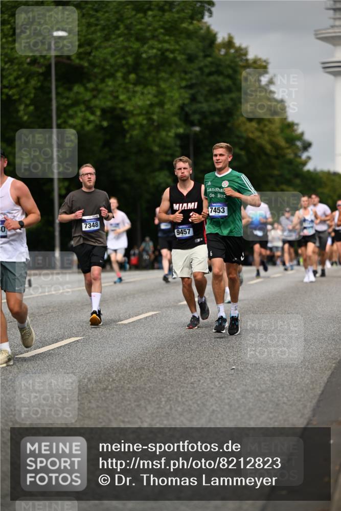 29.06.2025 - hella hamburg halbmarathon Dr. Thomas Lammeyer http://msf.ph/oto/8212823 29.06.2025 10:12:42 Kennedybrücke 1147, 1188, 1527, 2190, 2309, 2427, 2978, 5100, 5885, 6590, 6674, 6918, 7198, 7348, 7453, 9457, 9616, 9718, 9823, 9966, 10857 meine-sportfotos.de