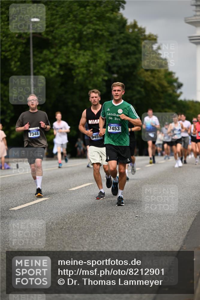 29.06.2025 - hella hamburg halbmarathon Dr. Thomas Lammeyer http://msf.ph/oto/8212901 29.06.2025 10:12:43 Kennedybrücke 1147, 1188, 1527, 2190, 2427, 2978, 4859, 5100, 5885, 6590, 6674, 6918, 7198, 7348, 7453, 9457, 9616, 9718, 9823, 9966, 10092, 10857 meine-sportfotos.de