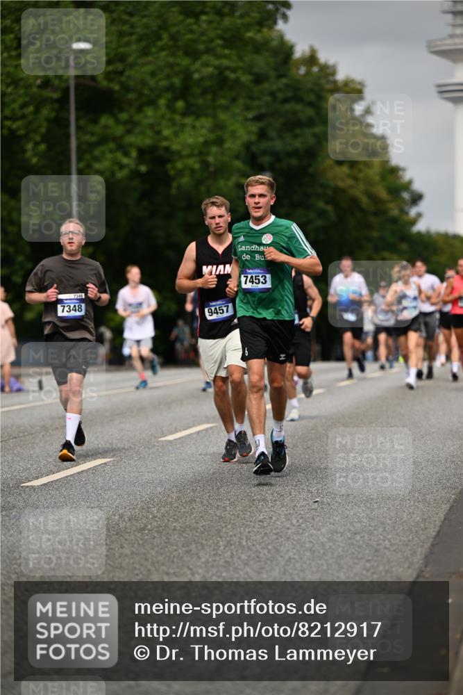 29.06.2025 - hella hamburg halbmarathon Dr. Thomas Lammeyer http://msf.ph/oto/8212917 29.06.2025 10:12:43 Kennedybrücke 1147, 1188, 1527, 2190, 2427, 2978, 4859, 5100, 5885, 6590, 6674, 6918, 7198, 7348, 7453, 9457, 9616, 9718, 9823, 9966, 10092, 10857 meine-sportfotos.de