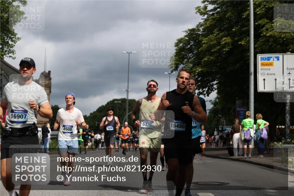 29.06.2025 - hella hamburg halbmarathon Yannick Fuchs http://msf.ph/oto/8212930 29.06.2025 10:45:24 20KM 1335, 1366, 2411, 2636, 2718, 2823, 2946, 4033, 4297, 4404, 4839, 4967, 5087, 5336, 5600, 5820, 7224, 7943, 8261, 8508, 8930, 8989, 9214, 9476, 9739, 9793, 9959, 10057, 10215, 10508, 10603, 10667, 10691, 10868, 11124, 11512, 11625, 11733, 12450, 12778, 13073, 13403, 13707, 13799, 14012, 14248, 14458, 15426, 15480, 15496, 15871, 15899, 16666, 16907, 17131, 17530, 17823, 18820, 19007, 19020, 19053 meine-sportfotos.de