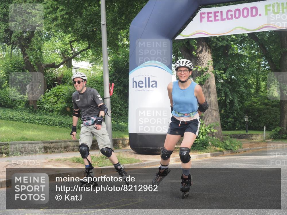 29.06.2025 - hella hamburg halbmarathon KatJ http://msf.ph/oto/8212962 29.06.2025 09:35:14 Zwischen KM18-KM19  meine-sportfotos.de