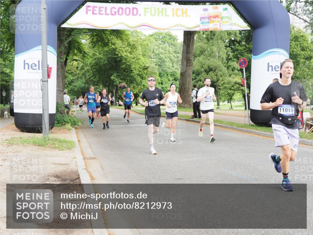 29.06.2025 - hella hamburg halbmarathon MichiJ http://msf.ph/oto/8212973 29.06.2025 10:23:21 Zwischen KM18-KM19 1743, 5550, 7628, 11019, 13167, 13493, 13494, 14448, 15268, 15500, 18026, 19022 meine-sportfotos.de