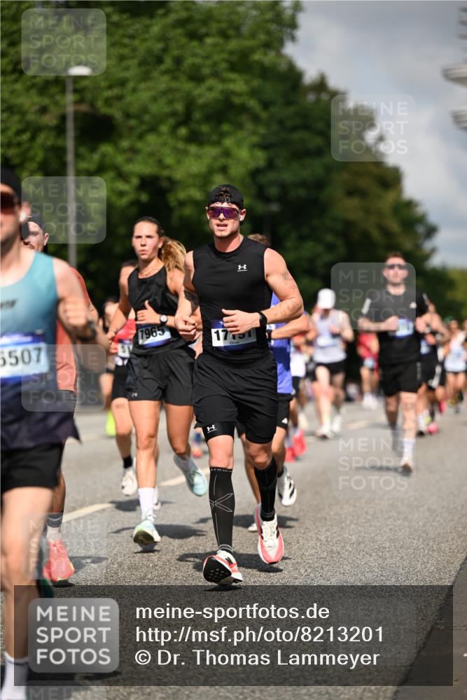 29.06.2025 - hella hamburg halbmarathon Dr. Thomas Lammeyer http://msf.ph/oto/8213201 29.06.2025 09:49:07 Kennedybrücke 57, 1686, 1707, 1894, 4129, 4463, 5187, 5550, 6878, 7055, 7186, 7880, 7965, 8062, 8190, 9345, 10484, 10876, 11120 meine-sportfotos.de