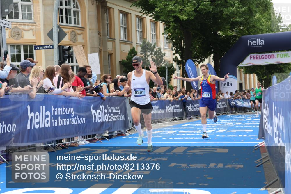 29.06.2025 - hella hamburg halbmarathon Strokosch-Dieckow http://msf.ph/oto/8213376 29.06.2025 10:23:44 Ziel 5301, 6699, 7834, 9151, 9447, 10780 meine-sportfotos.de