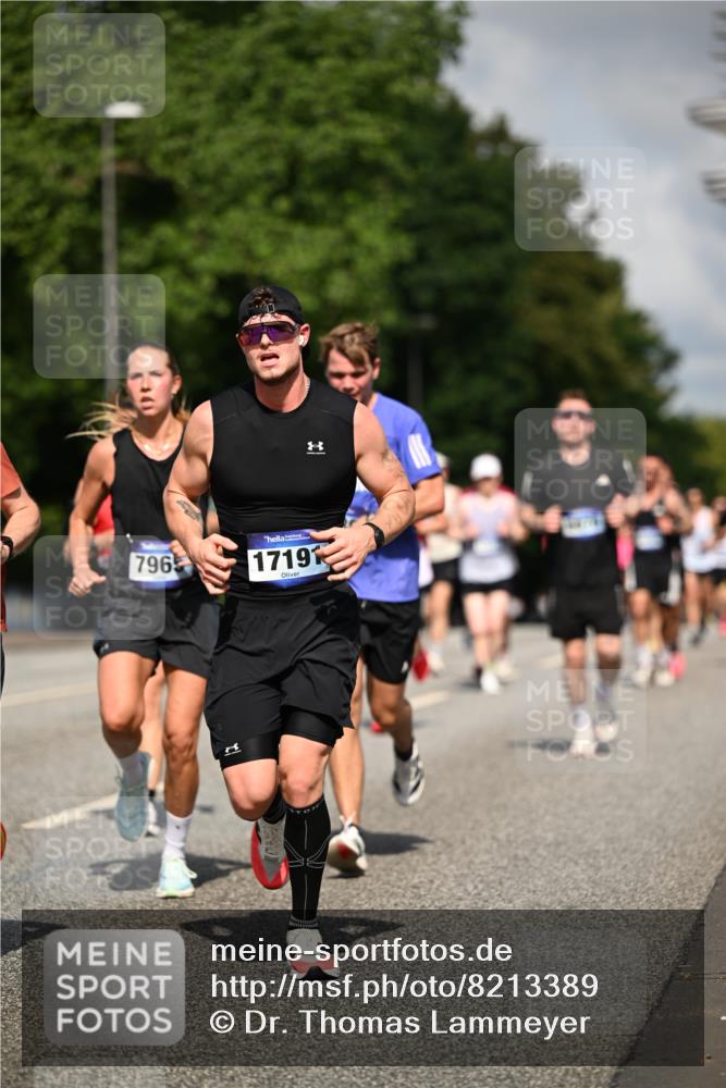 29.06.2025 - hella hamburg halbmarathon Dr. Thomas Lammeyer http://msf.ph/oto/8213389 29.06.2025 09:49:07 Kennedybrücke 57, 1686, 1707, 1894, 4129, 4463, 5187, 5550, 6878, 7055, 7186, 7880, 7965, 8062, 8190, 9345, 10484, 10876, 11120 meine-sportfotos.de