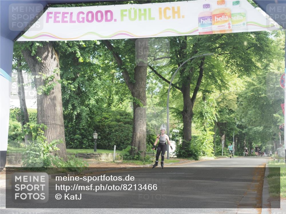 29.06.2025 - hella hamburg halbmarathon KatJ http://msf.ph/oto/8213466 29.06.2025 09:35:36 Zwischen KM18-KM19  meine-sportfotos.de