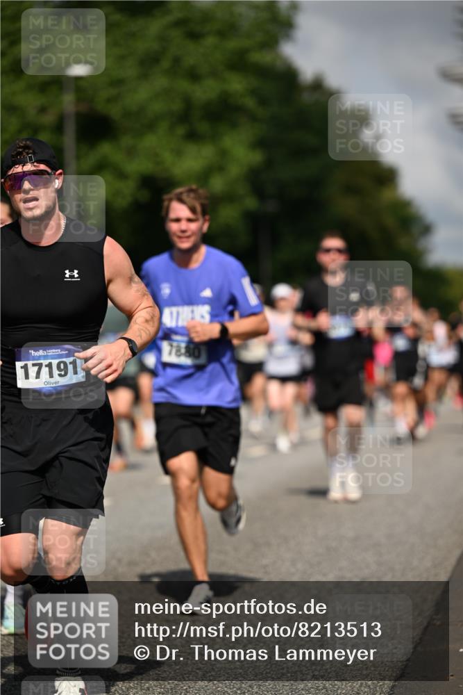 29.06.2025 - hella hamburg halbmarathon Dr. Thomas Lammeyer http://msf.ph/oto/8213513 29.06.2025 09:49:08 Kennedybrücke 57, 1686, 1707, 1894, 4129, 4463, 5187, 5550, 6878, 7055, 7186, 7880, 7965, 8062, 8190, 9345, 10484, 10876, 11120 meine-sportfotos.de