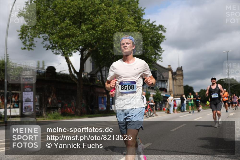 29.06.2025 - hella hamburg halbmarathon Yannick Fuchs http://msf.ph/oto/8213525 29.06.2025 10:45:26 20KM 1335, 1366, 2411, 2636, 2718, 2823, 2946, 4033, 4297, 4404, 4839, 4967, 5087, 5336, 5600, 5820, 7224, 7943, 8508, 8930, 8989, 9214, 9476, 9739, 9793, 9959, 10057, 10215, 10508, 10603, 10667, 10691, 10868, 11124, 11512, 11625, 11733, 12450, 13073, 13403, 13707, 13799, 14012, 14248, 14458, 14994, 15426, 15480, 15496, 15871, 15899, 16666, 16907, 17131, 17530, 17823, 18820, 19007, 19020, 19053 meine-sportfotos.de