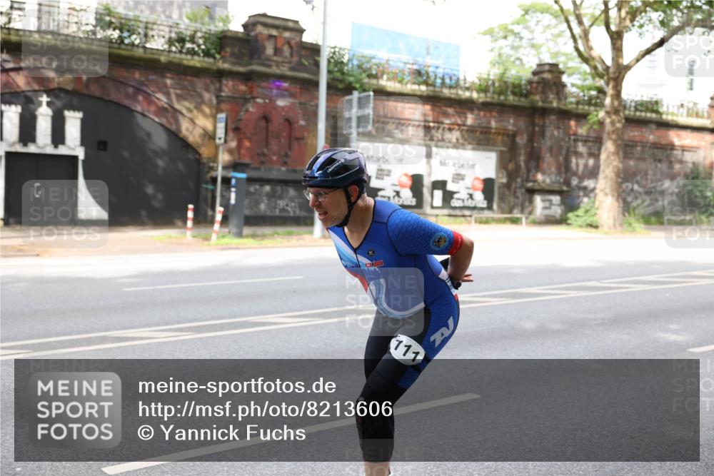 29.06.2025 - hella hamburg halbmarathon Yannick Fuchs http://msf.ph/oto/8213606 29.06.2025 09:18:42 20KM 111 meine-sportfotos.de