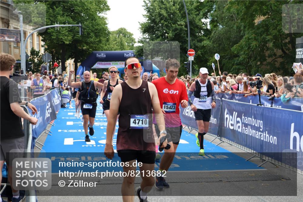 29.06.2025 - hella hamburg halbmarathon Zöllner http://msf.ph/oto/8213682 29.06.2025 11:22:16 Ziel 1483, 1513, 3179, 5369, 8095, 9369, 10174, 10622, 10808, 12859, 13573, 15423, 15436, 16190, 18245, 18256 meine-sportfotos.de