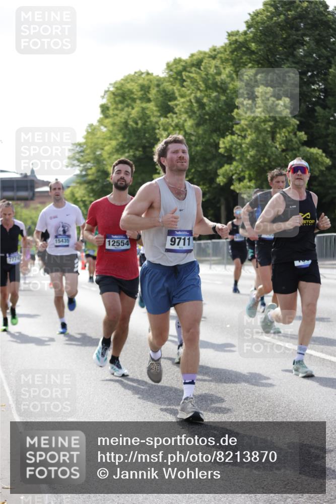 29.06.2025 - hella hamburg halbmarathon Jannik Wohlers http://msf.ph/oto/8213870 29.06.2025 09:49:43 Lombardsbrücke 1615, 1675, 1800, 1803, 2415, 3332, 3530, 5248, 5409, 5436, 6123, 6682, 6704, 7495, 7774, 8629, 8925, 9294, 9302, 9711, 9979, 10894, 11767, 12292, 12327, 12540, 12554, 12895, 13457, 14560, 14691, 15225, 15336, 15351, 15435, 15521, 16648, 17125, 17177, 17620, 17971, 17973, 18149, 18173, 18275, 18276, 18464, 18529, 18734, 19229 meine-sportfotos.de
