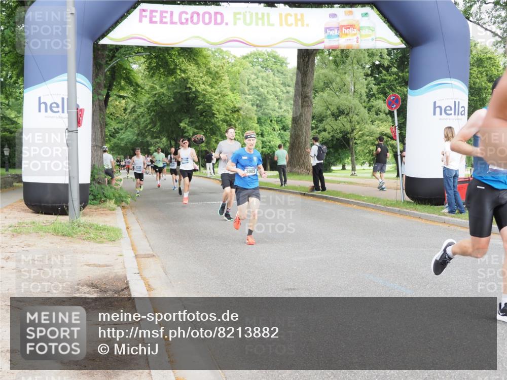 29.06.2025 - hella hamburg halbmarathon MichiJ http://msf.ph/oto/8213882 29.06.2025 10:23:27 Zwischen KM18-KM19 1743, 5269, 11019, 11230, 13167, 16417, 17877, 19022 meine-sportfotos.de