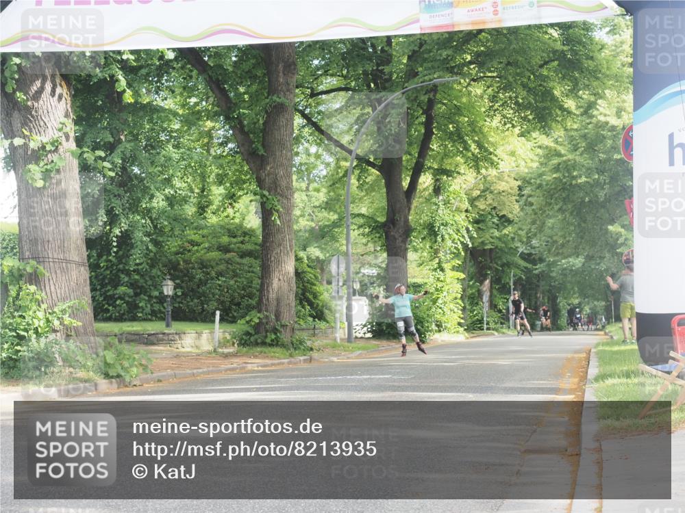 29.06.2025 - hella hamburg halbmarathon KatJ http://msf.ph/oto/8213935 29.06.2025 09:35:44 Zwischen KM18-KM19  meine-sportfotos.de