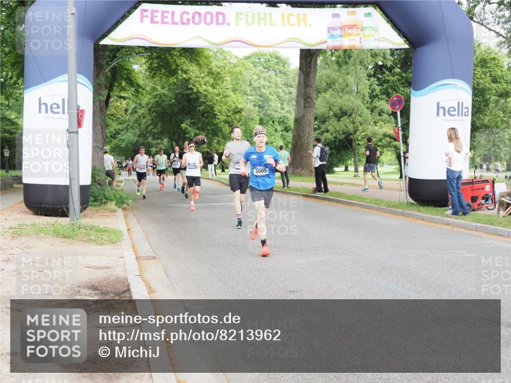 29.06.2025 - hella hamburg halbmarathon MichiJ http://msf.ph/oto/8213962 29.06.2025 10:23:27 Zwischen KM18-KM19 1743, 5269, 11019, 11230, 13167, 16417, 17877, 19022 meine-sportfotos.de