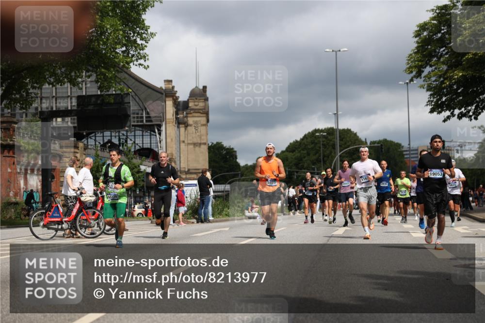 29.06.2025 - hella hamburg halbmarathon Yannick Fuchs http://msf.ph/oto/8213977 29.06.2025 10:45:29 20KM 1335, 1366, 2636, 2718, 2823, 2946, 4033, 4297, 4404, 4839, 4967, 5087, 5336, 5600, 5820, 7224, 7943, 8508, 8856, 8930, 8989, 9074, 9214, 9476, 9656, 9739, 9793, 9869, 9959, 10057, 10508, 10603, 10667, 10691, 10868, 11124, 11512, 11625, 11733, 12450, 13073, 13403, 13707, 13726, 13799, 14012, 14248, 14458, 14994, 15426, 15480, 15496, 15871, 15899, 16666, 16907, 17131, 17530, 17962, 18820, 19007, 19020, 19053 meine-sportfotos.de